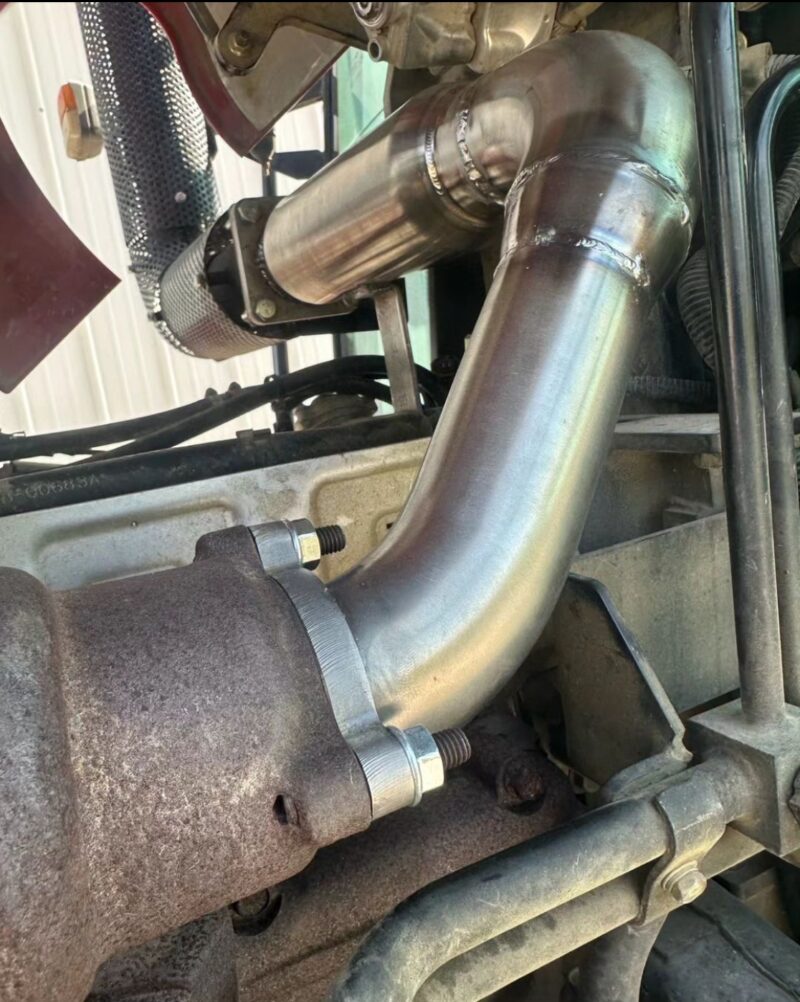 Mahindra 105 DPF replcement pipe on tractor